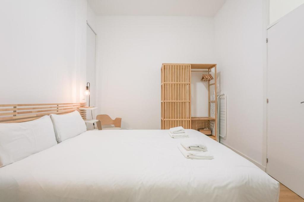 Modern Duplex-2bedrooms 3baths-palacio Apartment Madrid