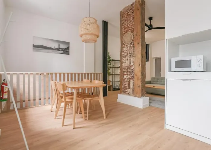 Modern Duplex-2Bedrooms 3Baths-Palacio
