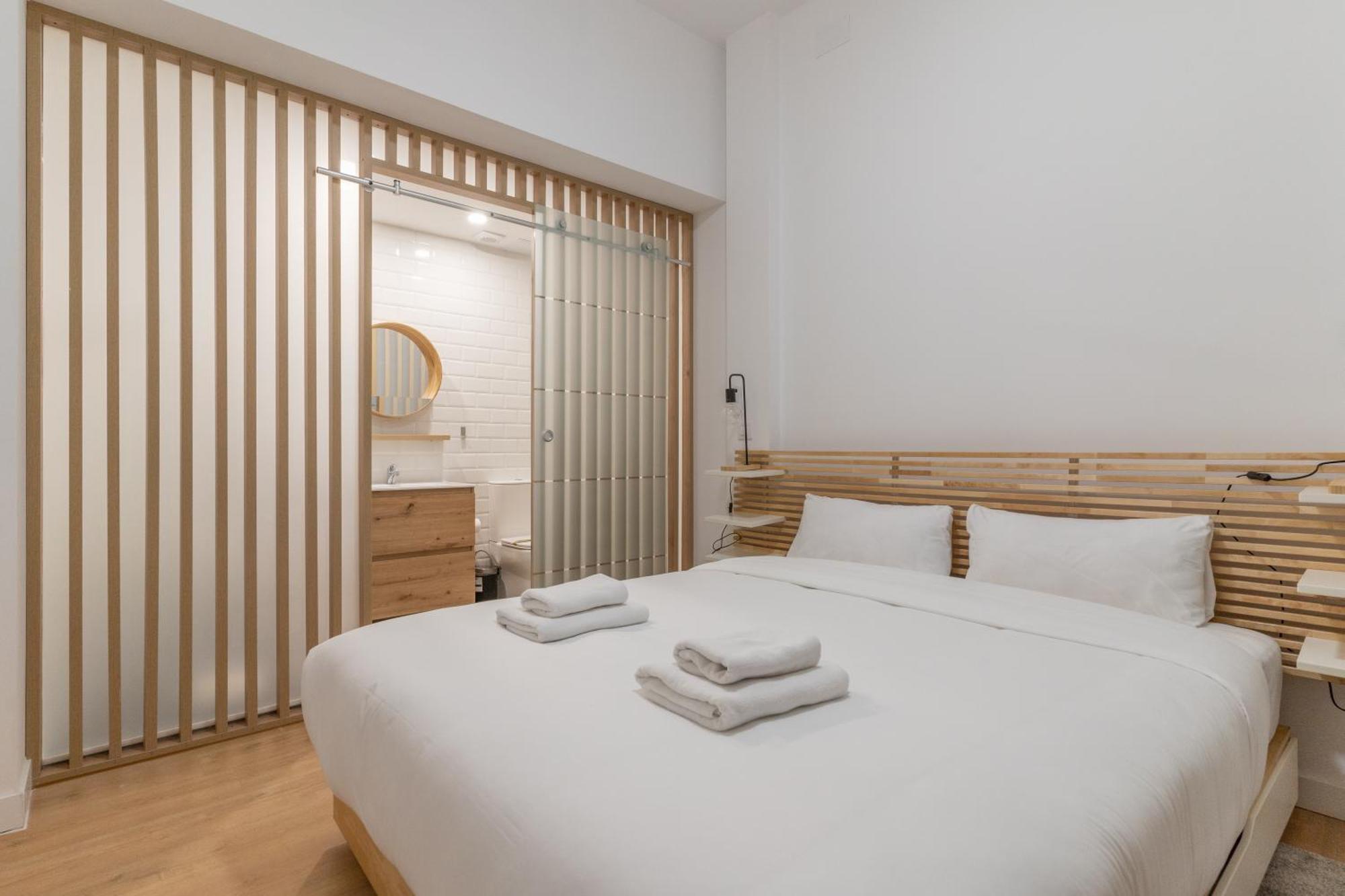 Modern Duplex-2bedrooms 3baths-palacio Appartement
